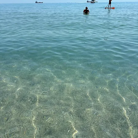 Azura One Βάρνα
